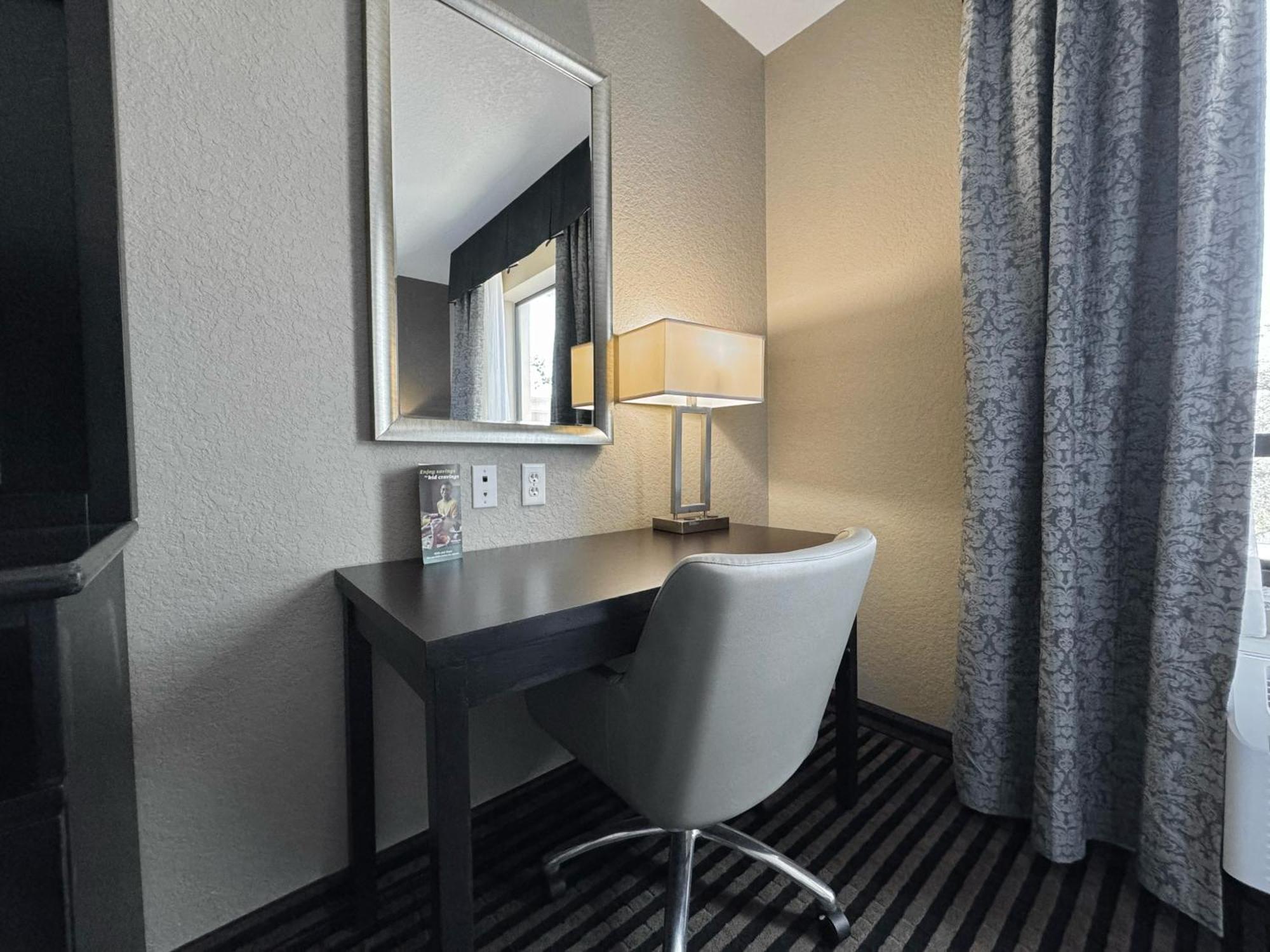 Holiday Inn San Antonio North Stone Oak Area By Ihg Exterior photo
